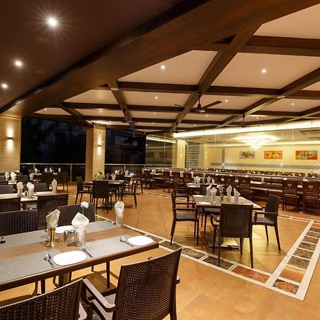 Hotel Ayodhya Колхапур Экстерьер фото