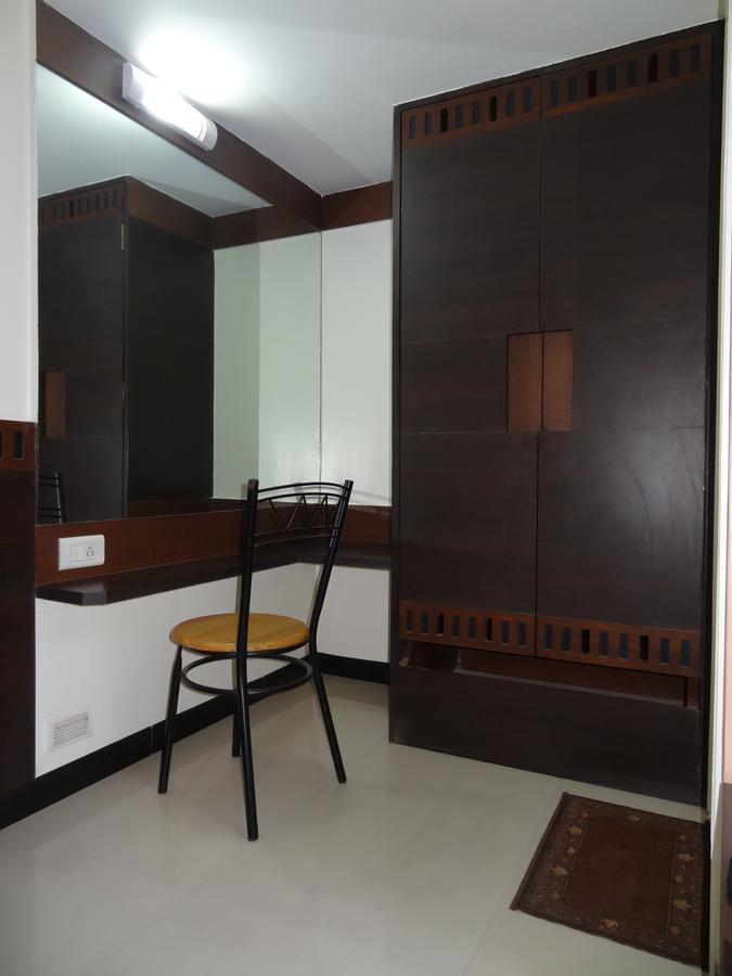 Hotel Ayodhya Колхапур Экстерьер фото